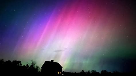 Northern Lights Solar Storm Here S When You May See Them In Us Ksdk Com Northern Lights Solar Storm Here S When You May See Them In Us Ksdk Com